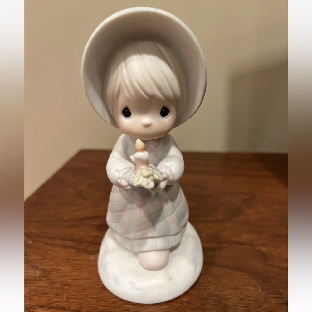 Precious Moments 1988 Figurine 110116 “December” - Perfect Christmas Gift!!